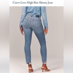 The skinny high rise- curve love Abercrombie jeans